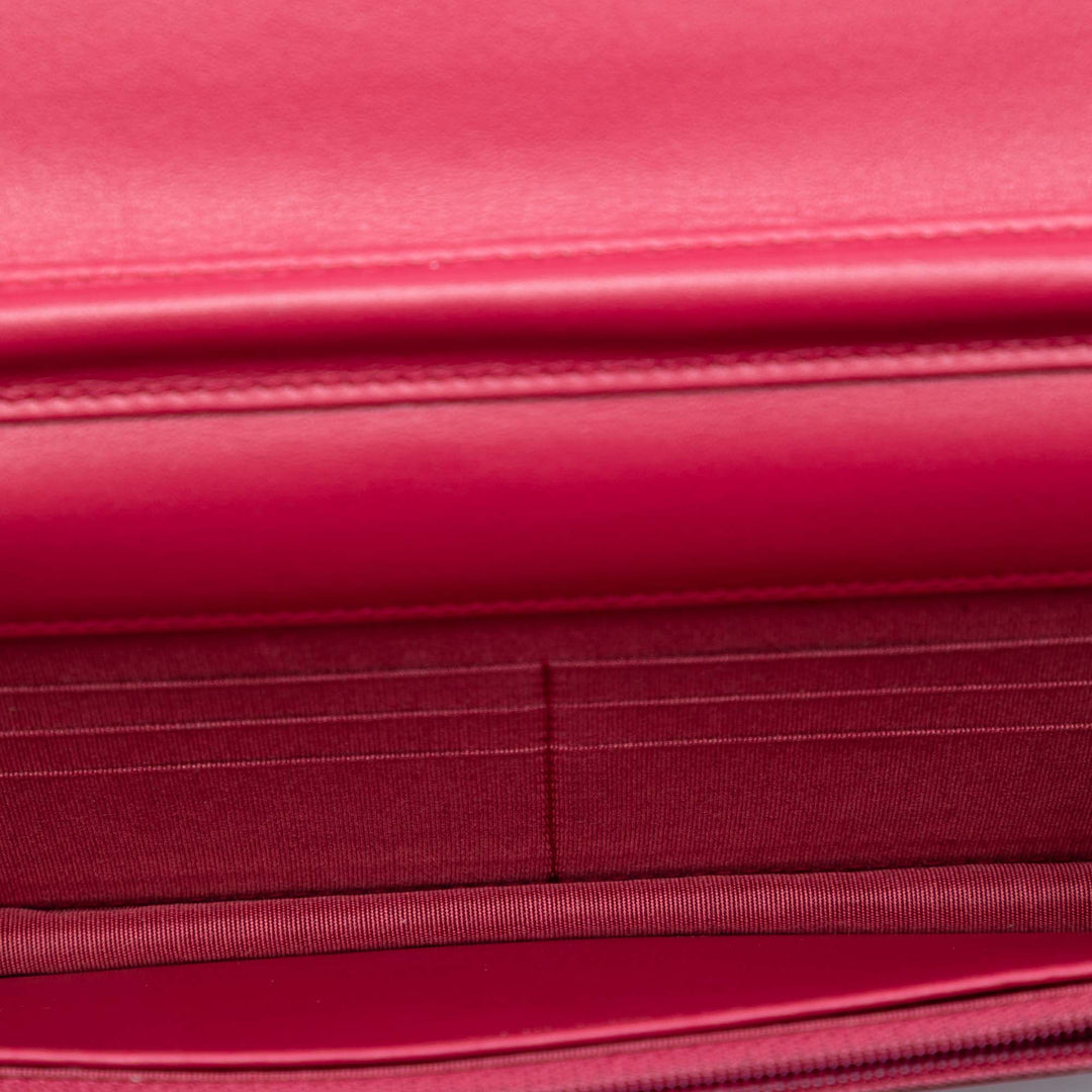 Chanel Tweed Written in Chain Logo Wallet on Chain – GABY PARIS Authentique