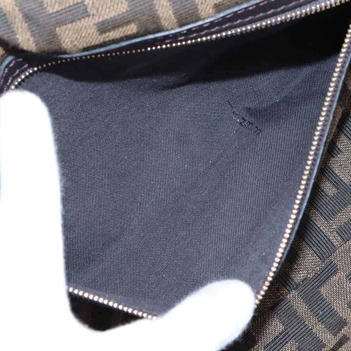 Fendi Medium Zucca Toile Baguette Sac
