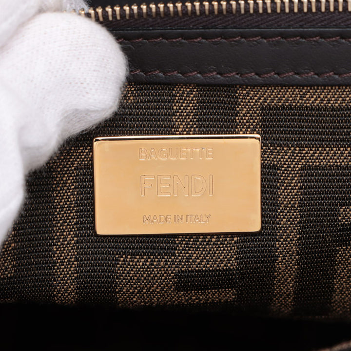 Fendi Medium Zucca Toile Baguette Sac
