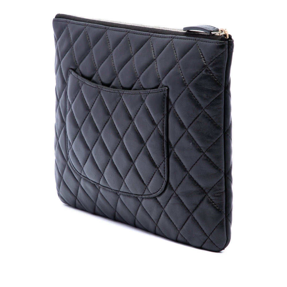 Chanel Pochette Matelassé et Crocodile embossé Métallisé Reissue 2.55 Cuir d'agneau Noir – vue 2 – GABY PARIS