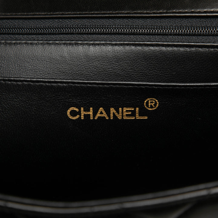Chanel Jumbo Classic Cuir d’agneau Simple rabat