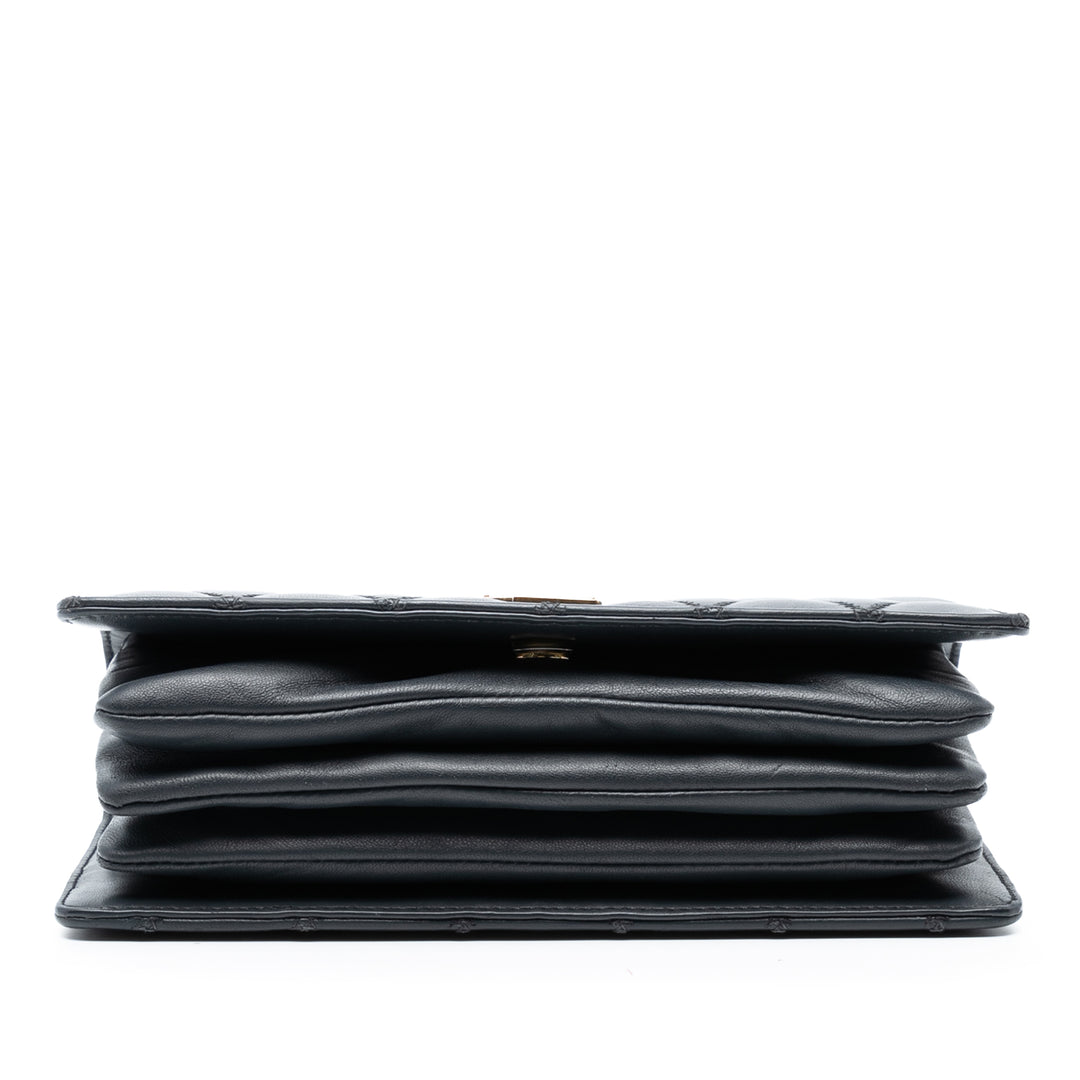 Saint Laurent Diamond Matelassé Cuir d’agneau Angie Sac à chaîne