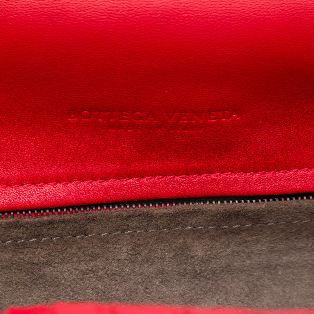 Bottega Veneta Intrecciato à rabat Sac nappa Rouge – vue 5 – GABY PARIS