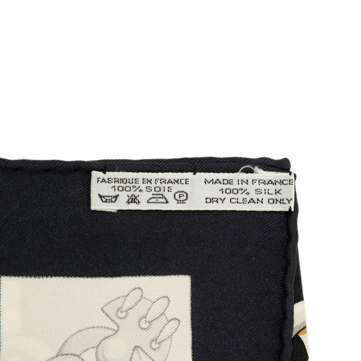 Hermès Carré Cliquetis 90 Noir – vue 6 – GABY PARIS