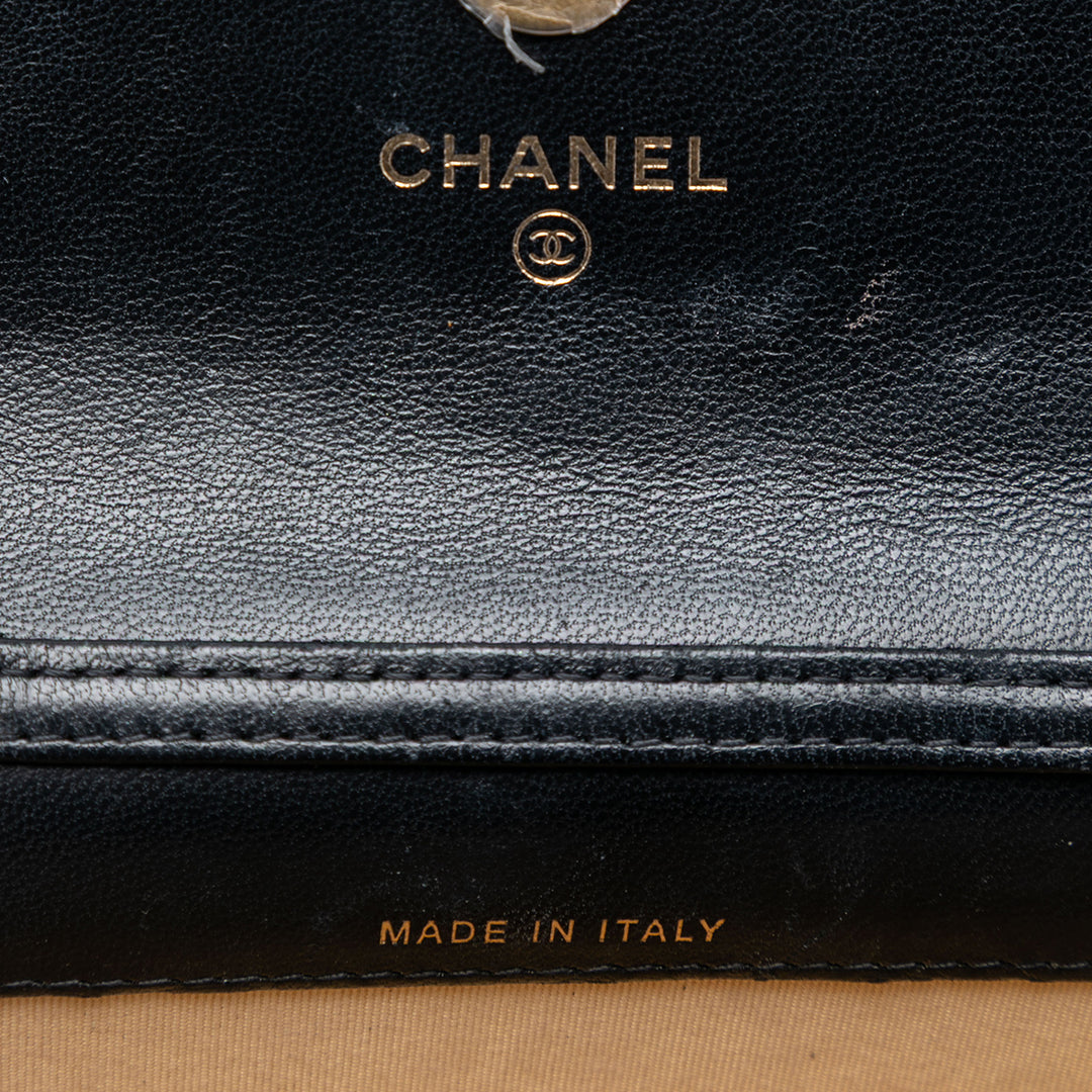 Chanel Mini Cuir d’agneau Perle Crush Pochette avec chaîne