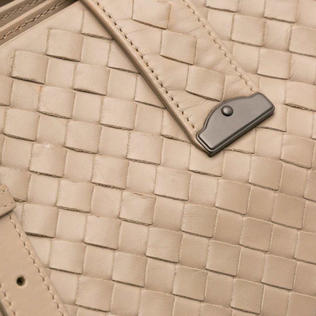 Bottega Veneta Medium Nappa Intrecciato Roma Cabas