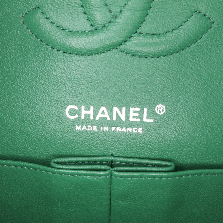 Medium Classic Caviar Double Flap Green - Gaby Paris