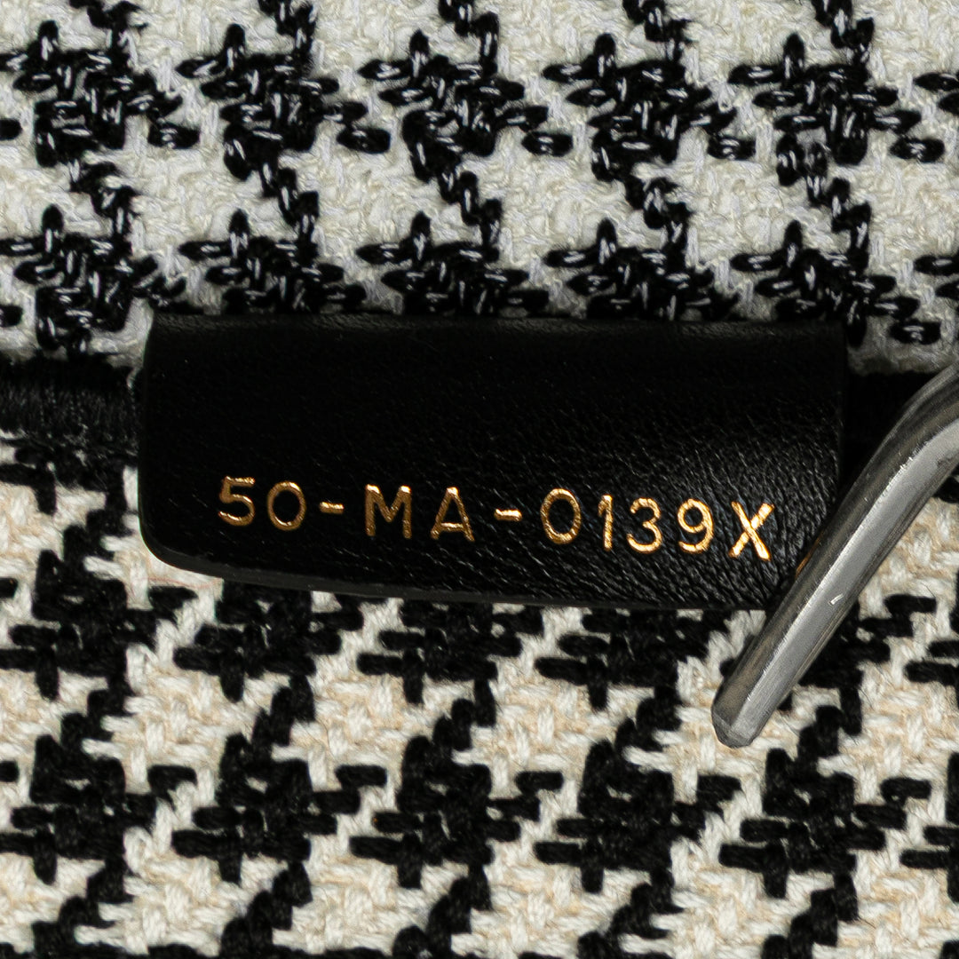 Dior Large Toile Houndstooth brodé Book Cabas