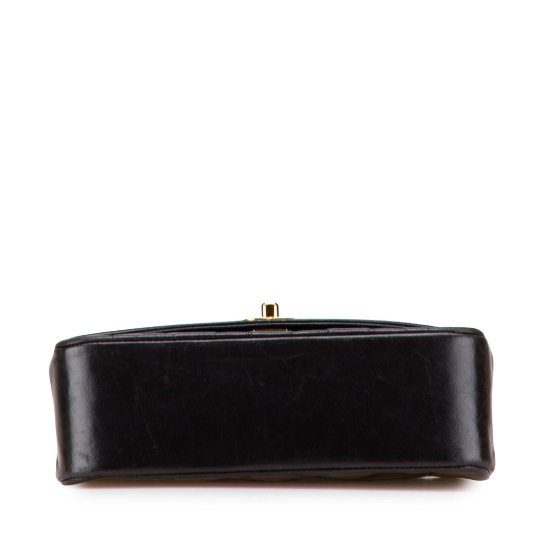Chanel Small Cuir d’agneau Diana Flap Noir