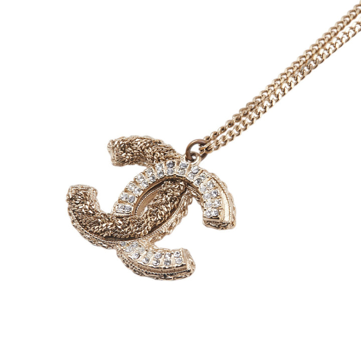 Chanel Doré Plated CC Rhinestone Pendant Collier Doré