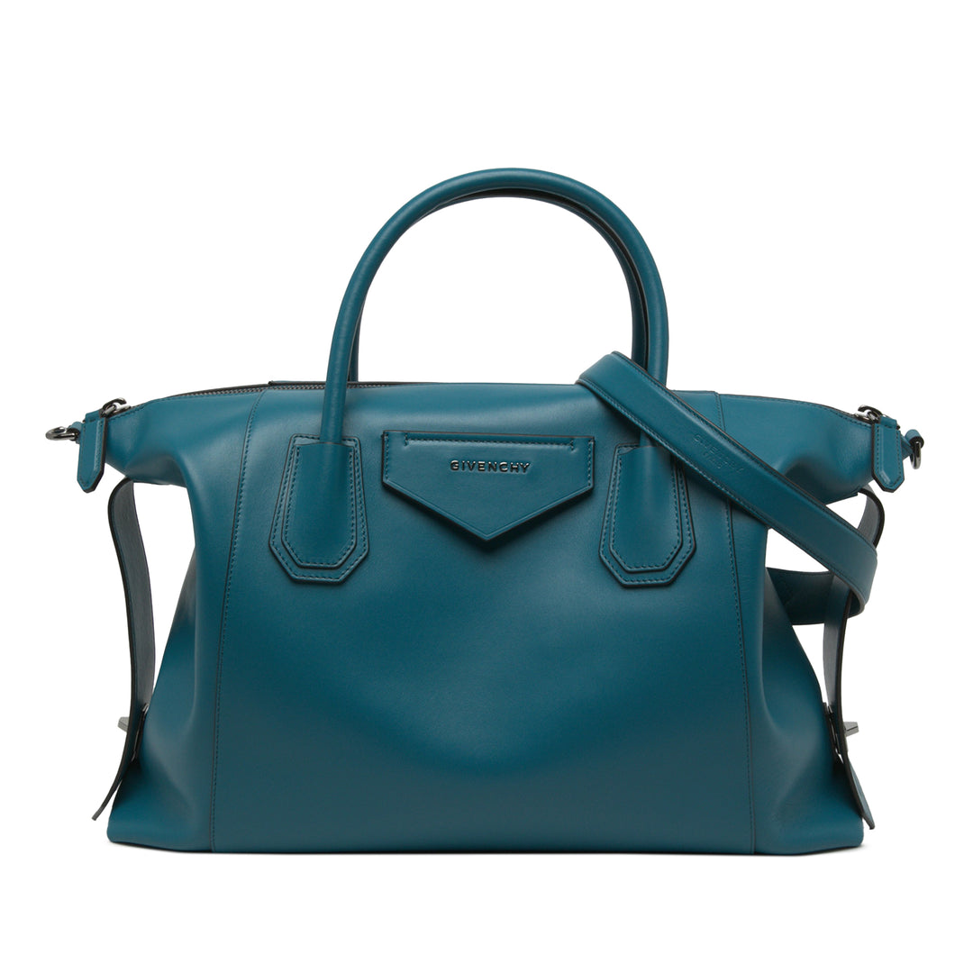 Givenchy Sac à main Antigona Souple Moyen Cuir de veau Bleu – vue principale – GABY PARIS