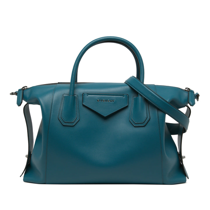 Givenchy Sac à main Antigona Souple Moyen Cuir de veau Bleu – vue principale – GABY PARIS