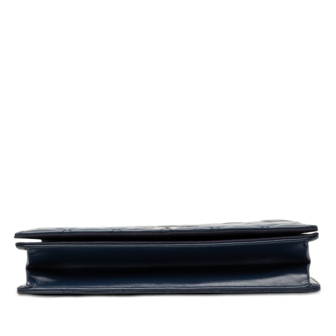 Chanel Small Matelassé Cuir de veau Ballerine à rabat