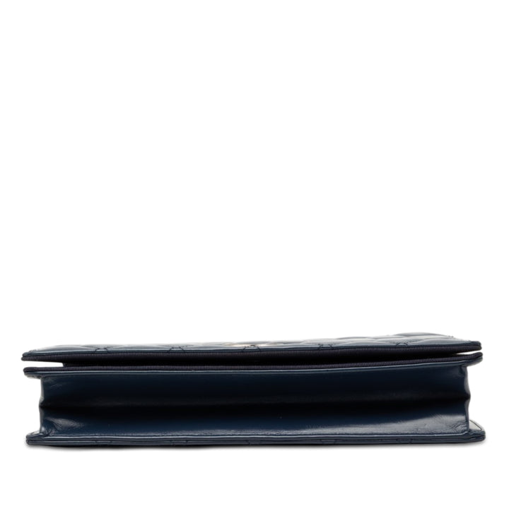 Chanel Small Matelassé Cuir de veau Ballerine à rabat