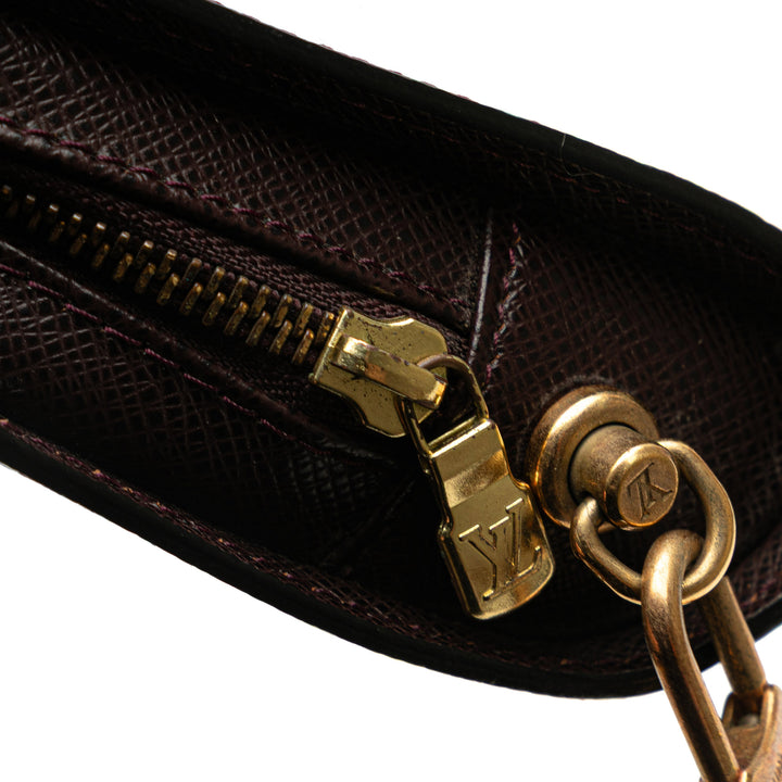 Louis Vuitton Taiga Pochette Baikal – GABY PARIS Authentique