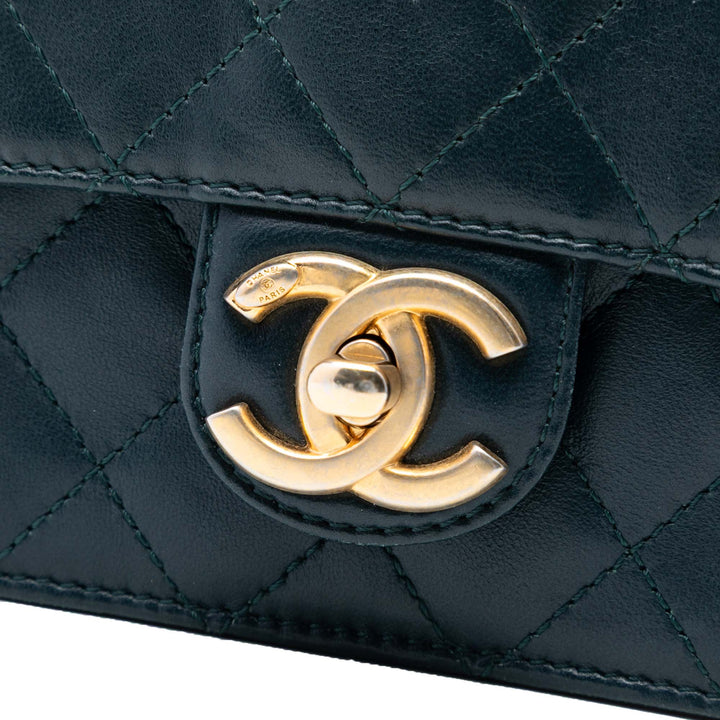 Chanel Mini Matelassé Cuir d’agneau Crossing Times à rabat