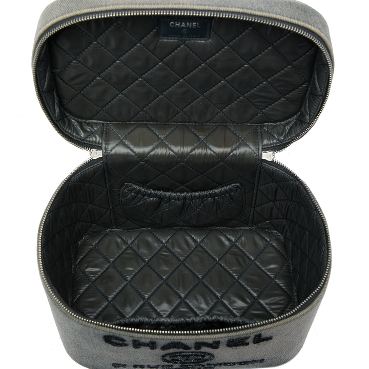 Chanel Sequins Deauville Vanity Jean Gris