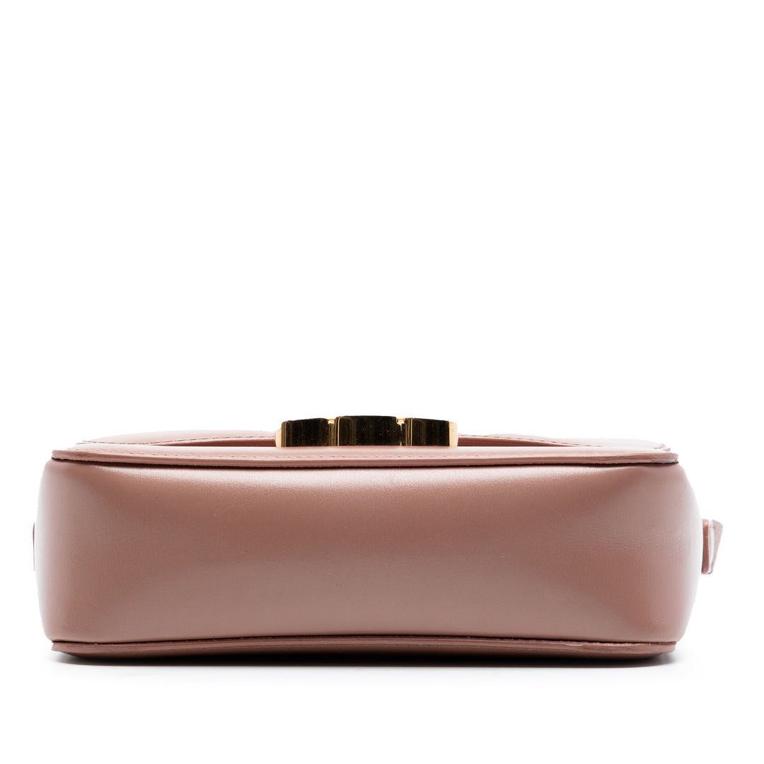 Celine Teen brillant Cuir de veau Triomphe Sac porté croisé