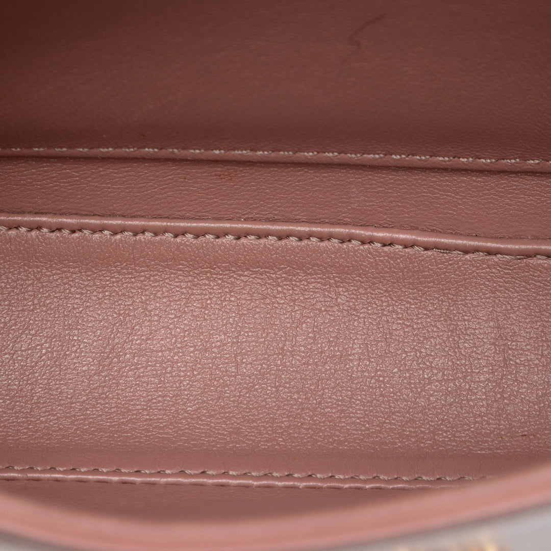 Celine Teen brillant Cuir de veau Triomphe Sac porté croisé