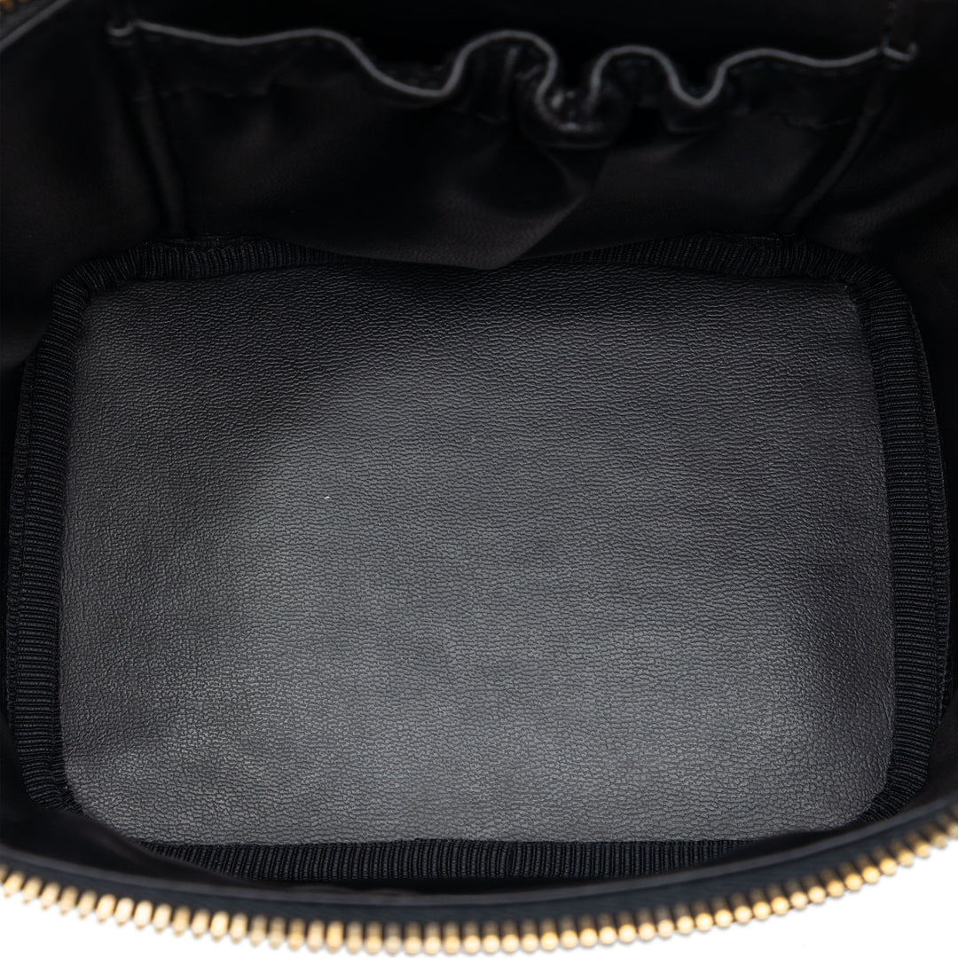 Chanel CC Cuir verni Vanity