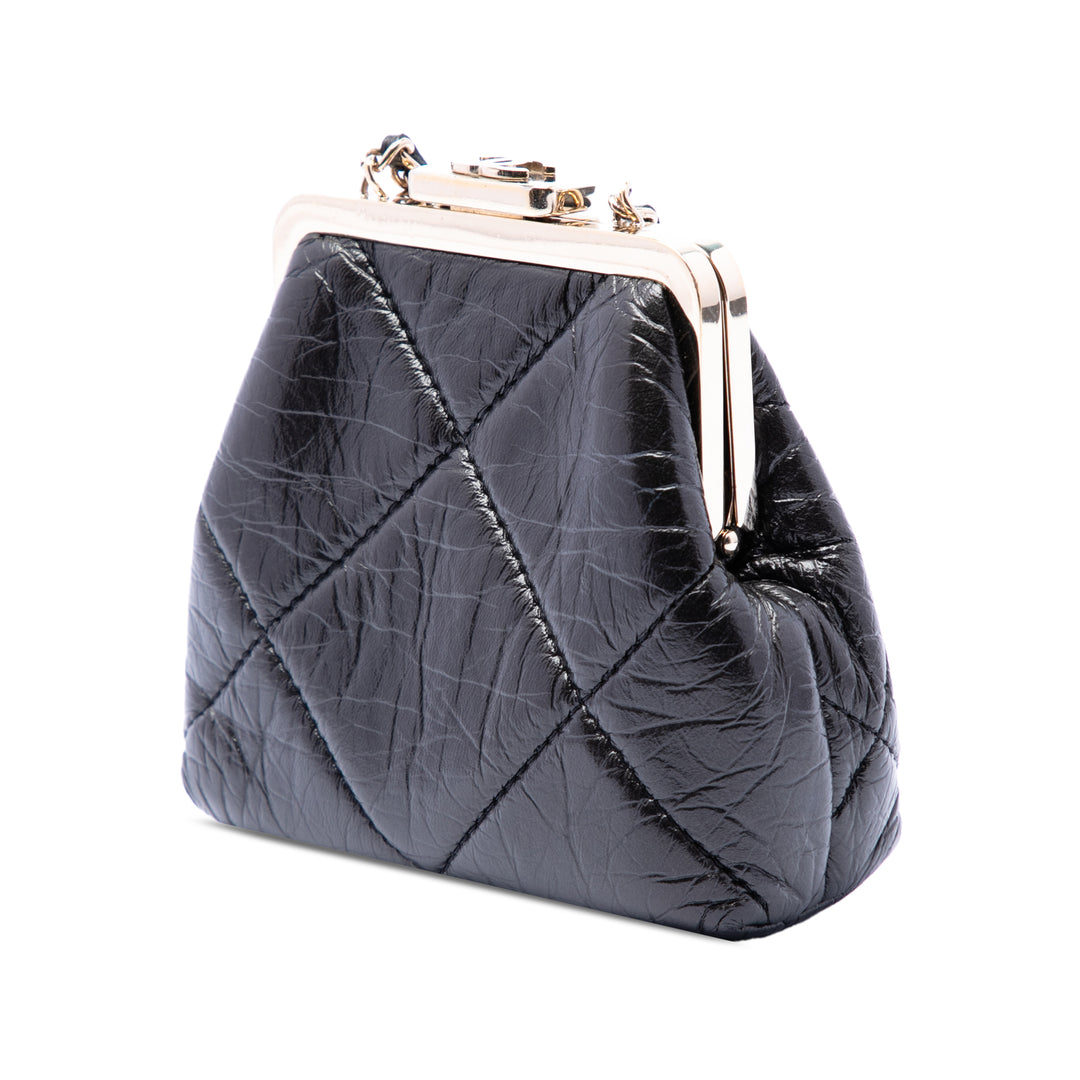 Chanel Matelassé vieilli Cuir d’agneau Kiss Lock Pochette avec chaîne
