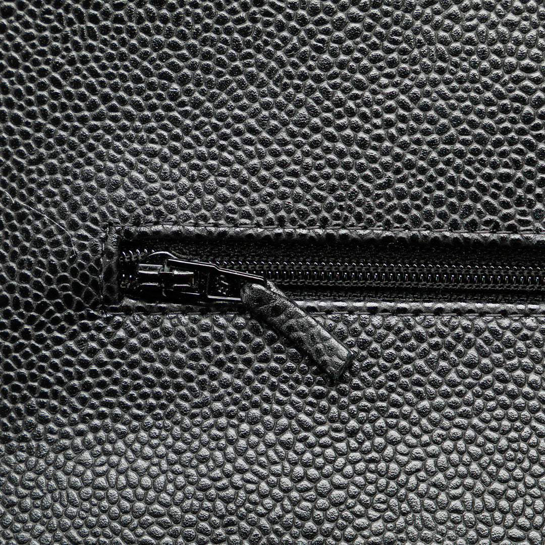 Maxi Classic Caviar Double Flap Black - Gaby Paris