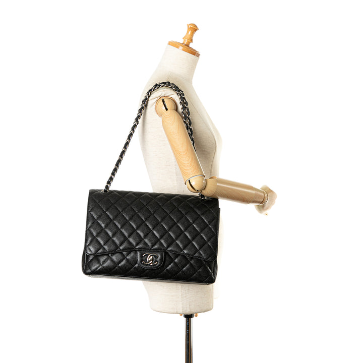 Maxi Classic Caviar Double Flap Black - Gaby Paris