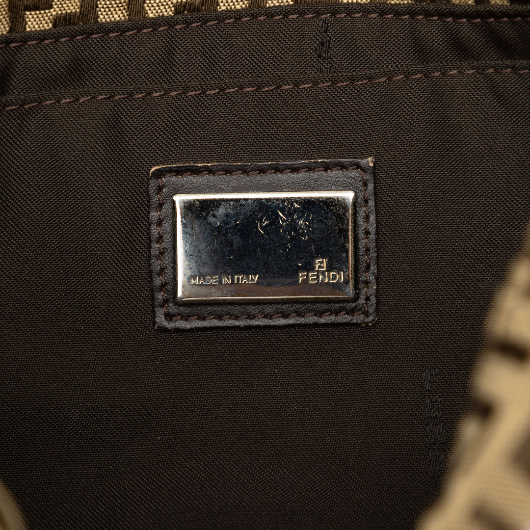 Fendi Zucchino Toile à rabat Pochette