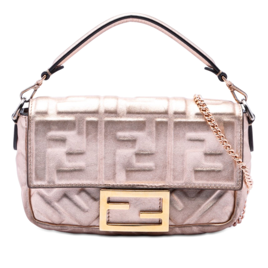 Fendi Sac à main Zucca embossé Métallisé Baguette Mini Rose – vue principale – GABY PARIS