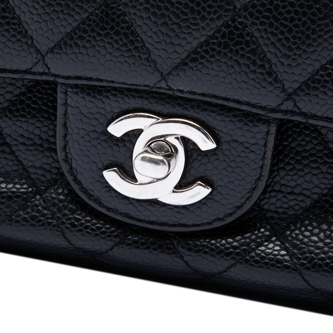 Chanel Medium Classic Caviar Double rabat
