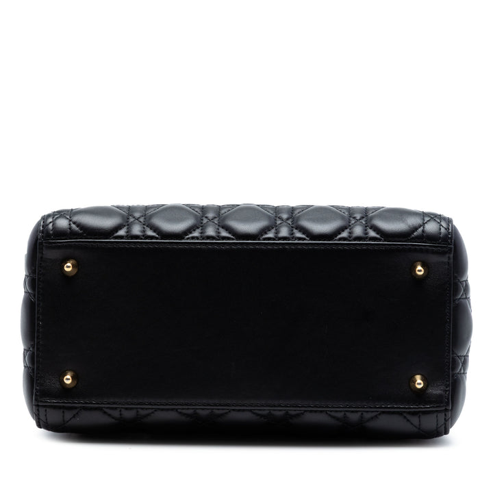 Dior Medium Cuir d’agneau Cannage Lady Dior