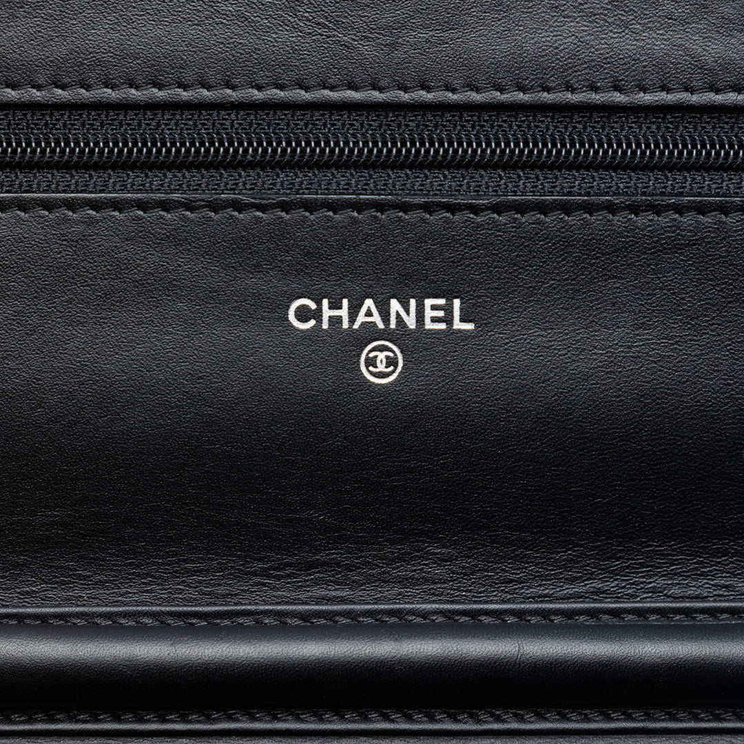 Chanel CC Cuir verni Wallet on Chain
