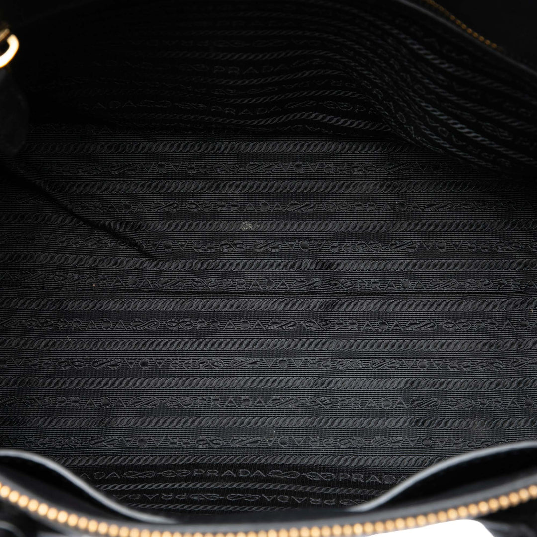 Prada Vitello Daino Zip Top Sac
