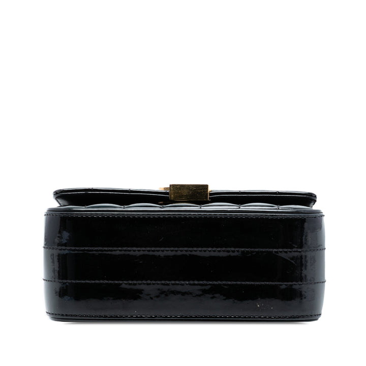 Saint Laurent Small Cuir verni Monogram Vicky Chain Bag