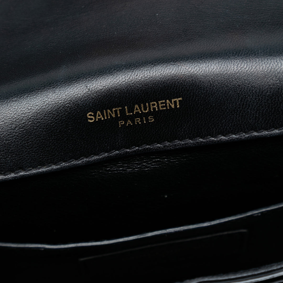 Saint Laurent Small Cuir verni Monogram Vicky Chain Bag