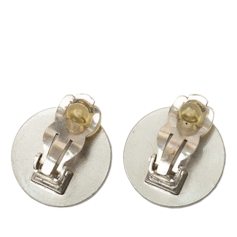 Chanel CC Brass Croisiere Rond À clip Boucles d'oreilles Argenté – vue 2 – GABY PARIS