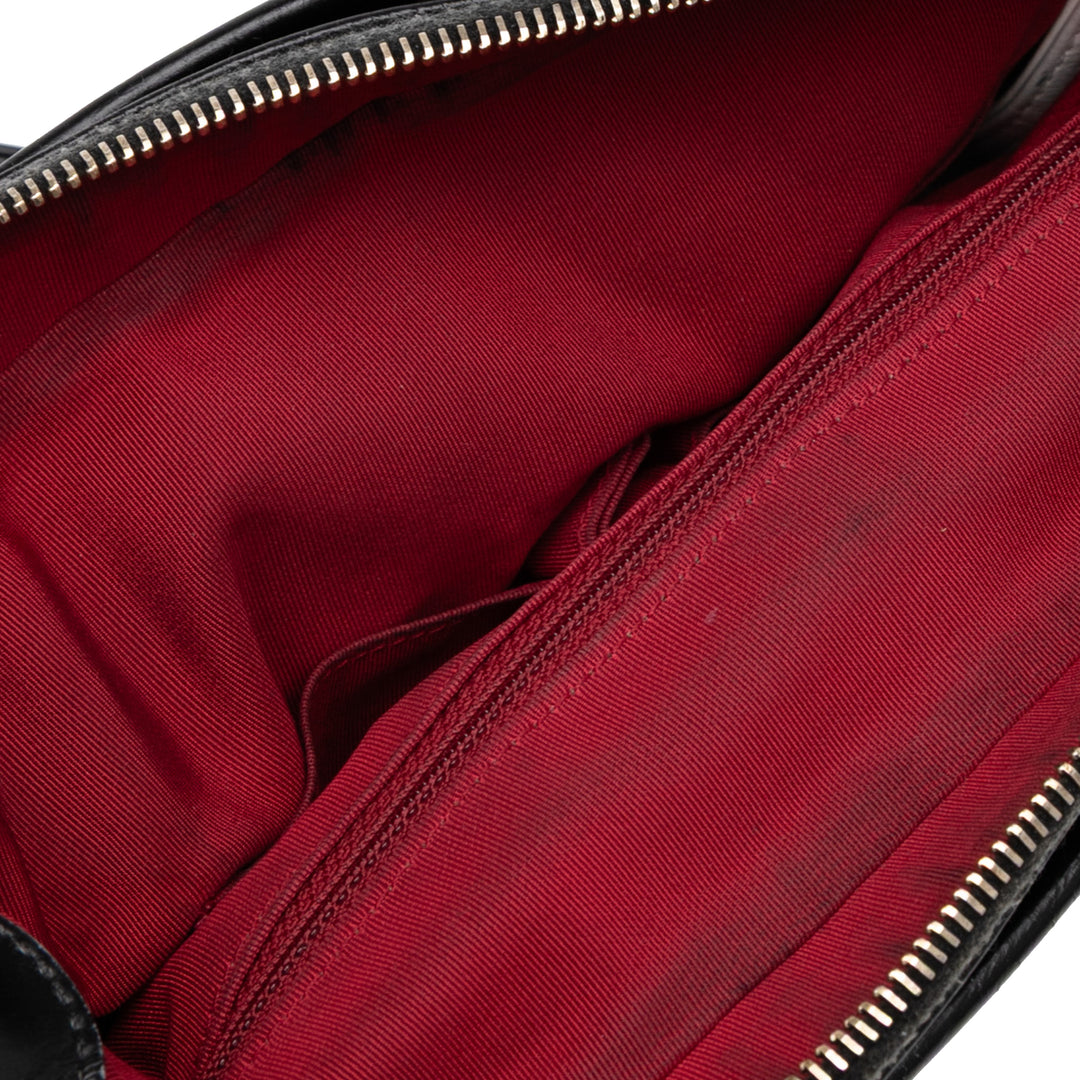 Chanel Medium Aged Cuir de veau Gabrielle Sac porté croisé Noir – GABY PARIS Authentique