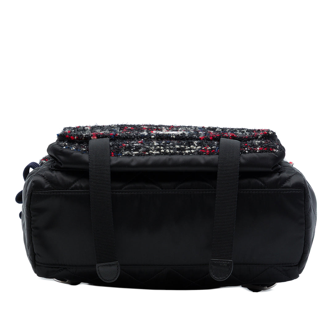 Matelassé et Astronaut Essentials Sac à dos Noir