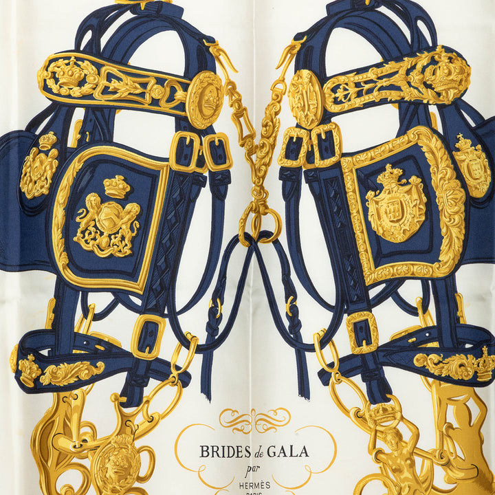 Hermès Brides de Gala Foulard 90 Multi Multicolore – vue 7 – GABY PARIS