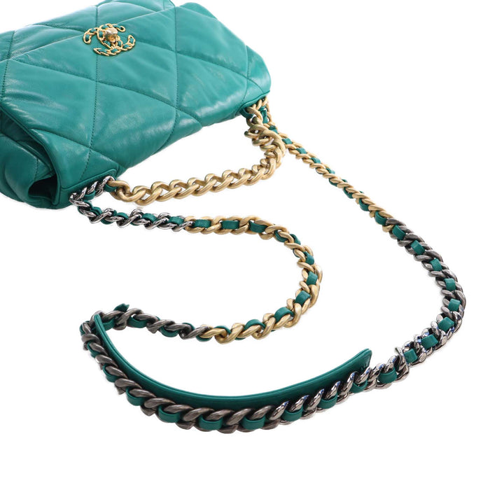 Chanel 19 à rabat Grand Cuir d'agneau