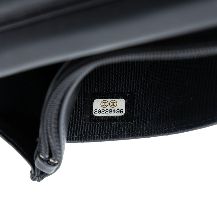 Chanel CC Matelassé Cuir verni Wallet on Chain