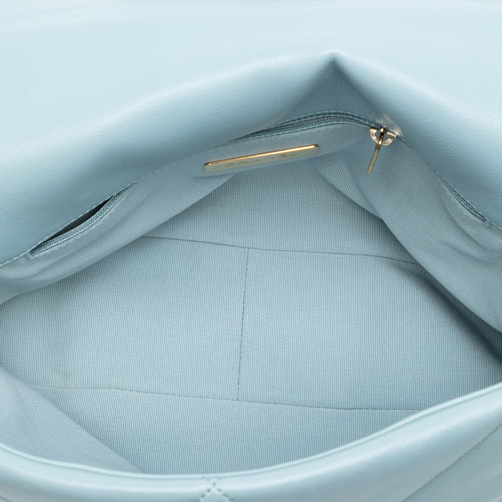 Chanel Large Cuir d’agneau 19 à rabat