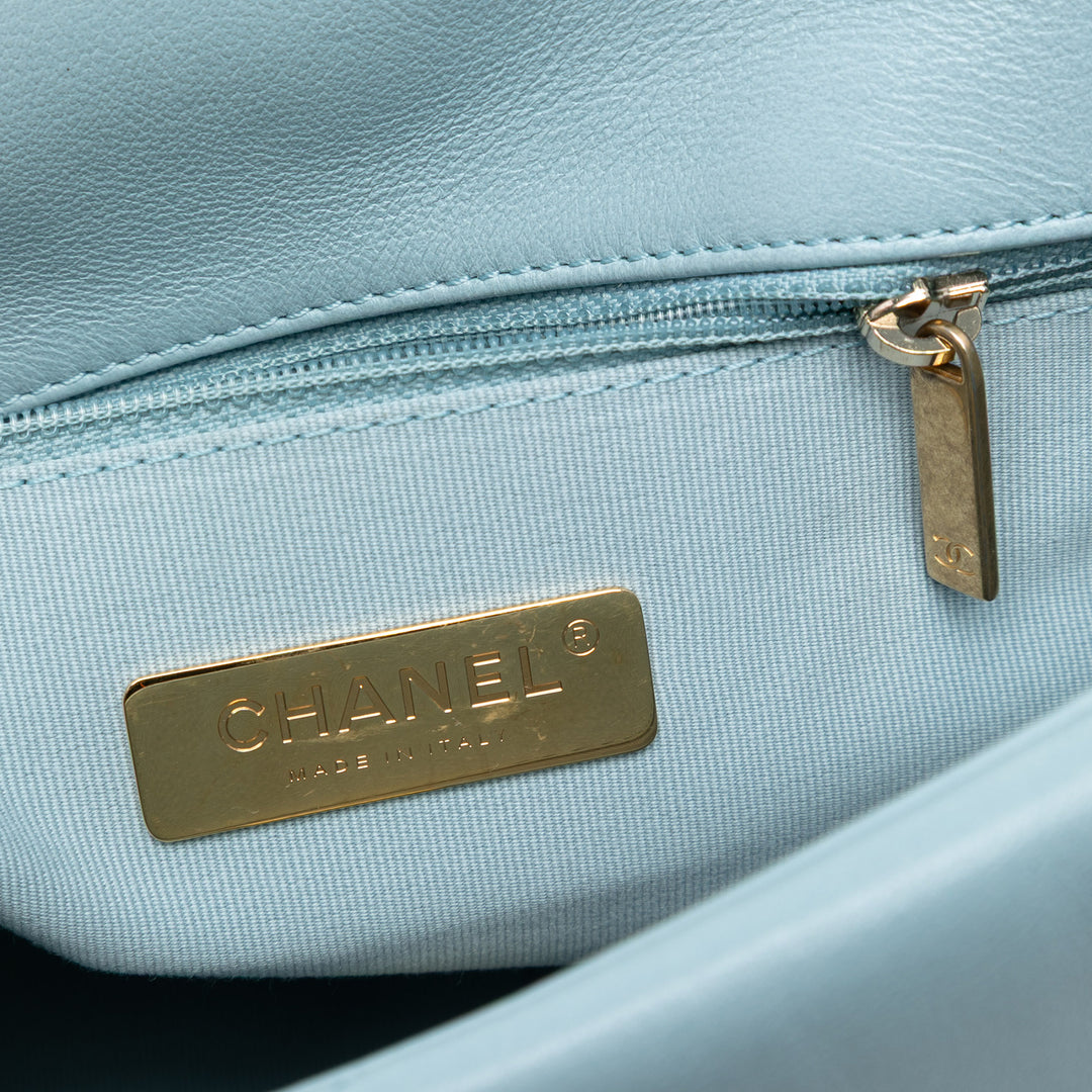 Chanel Large Cuir d’agneau 19 à rabat