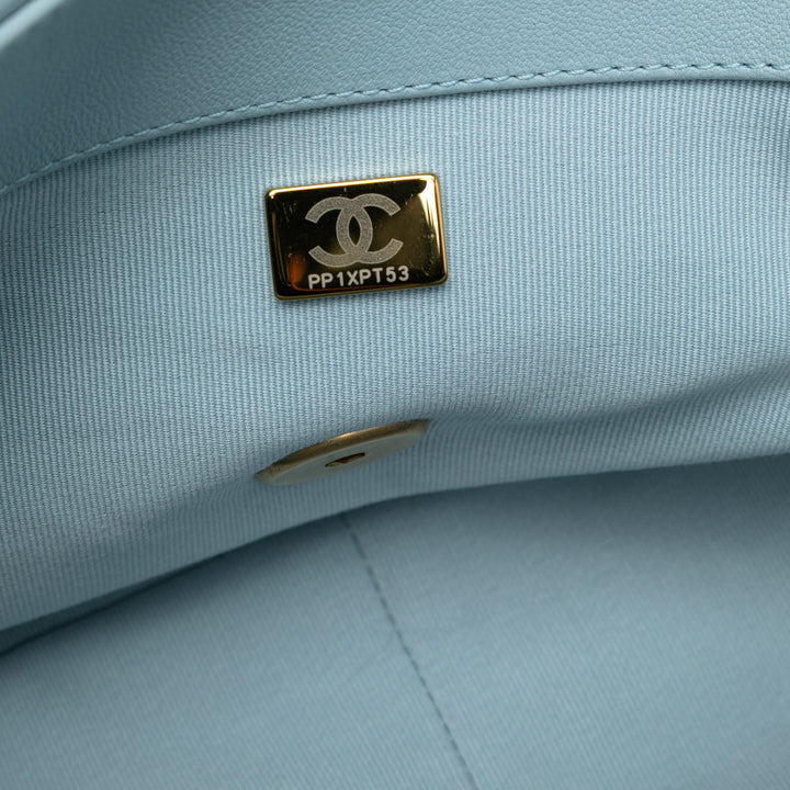 Chanel Large Cuir d’agneau 19 à rabat