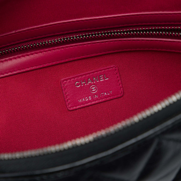 vieilli Gabrielle O Étui Pochette Grand Cuir de veau Noir