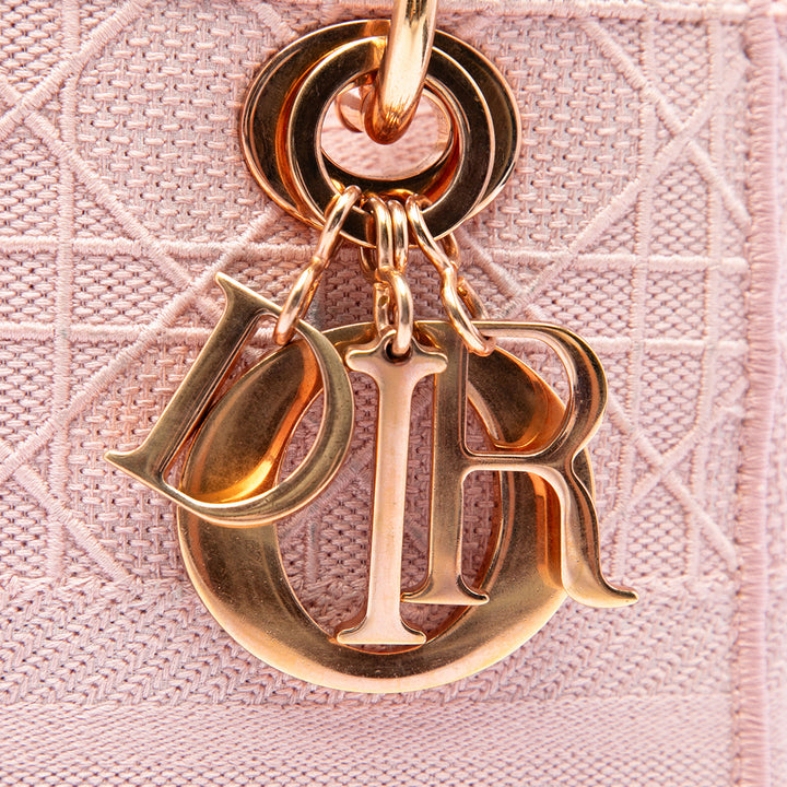 Dior Sac à main Lady D-Lite Cannage brodé Moyen Rose – vue 5 – GABY PARIS