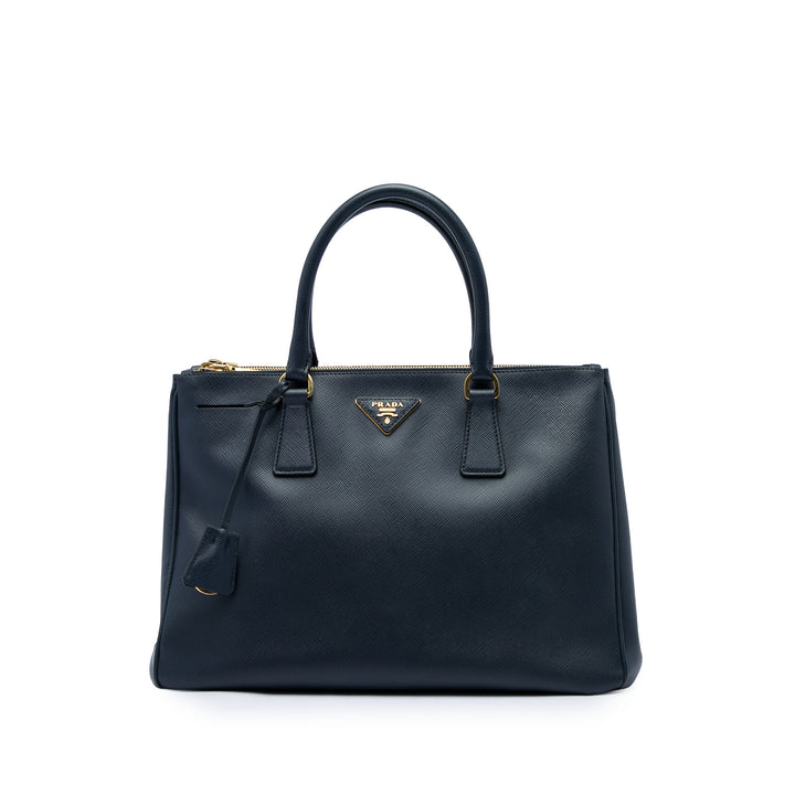 Prada Lux Galleria Double Zippé Sac Moyen Saffiano Bleu – vue principale – GABY PARIS