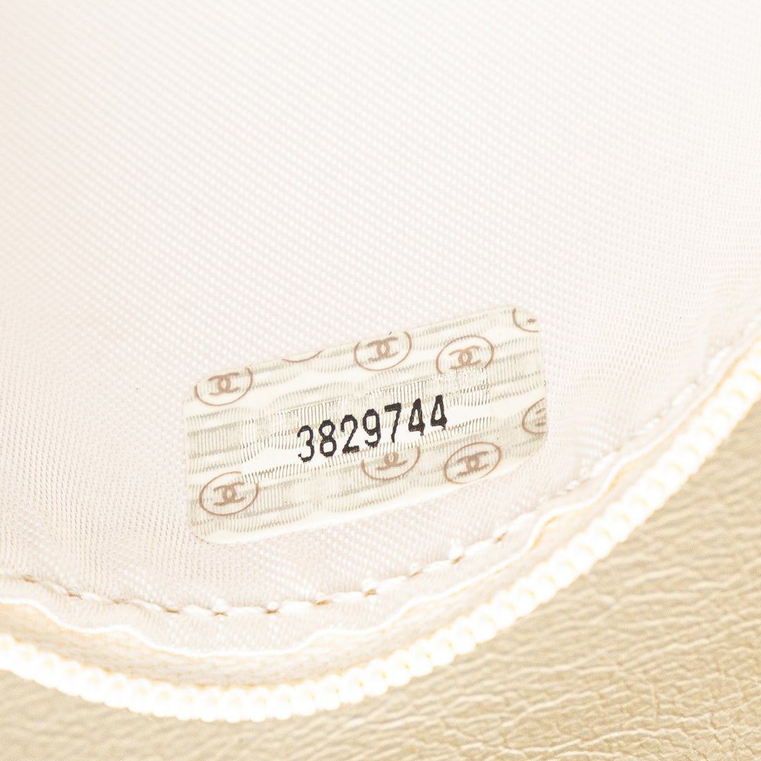 Quilted Caviar CC Camera Bag White - Gaby Paris