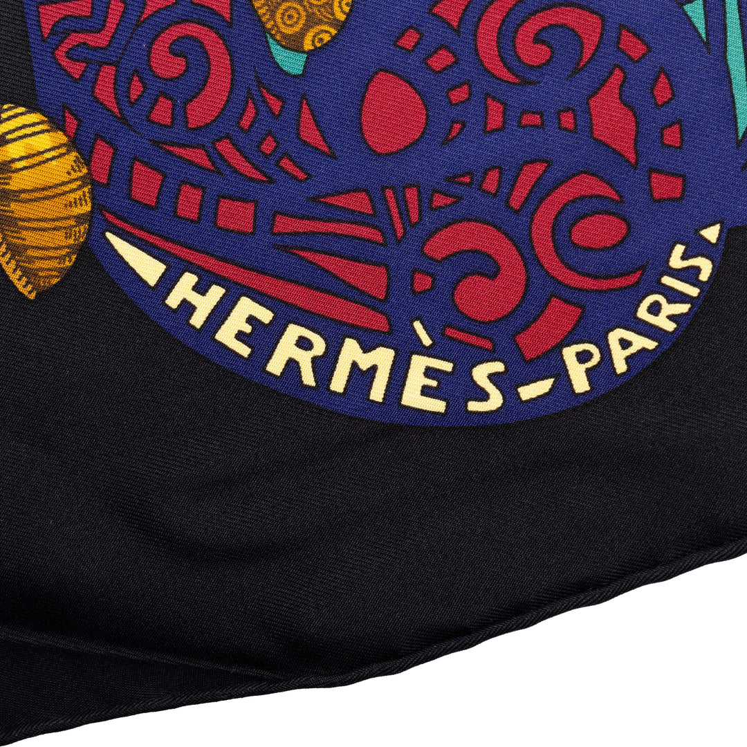 Hermès Carré LAtlantide 90 Noir – vue 7 – GABY PARIS