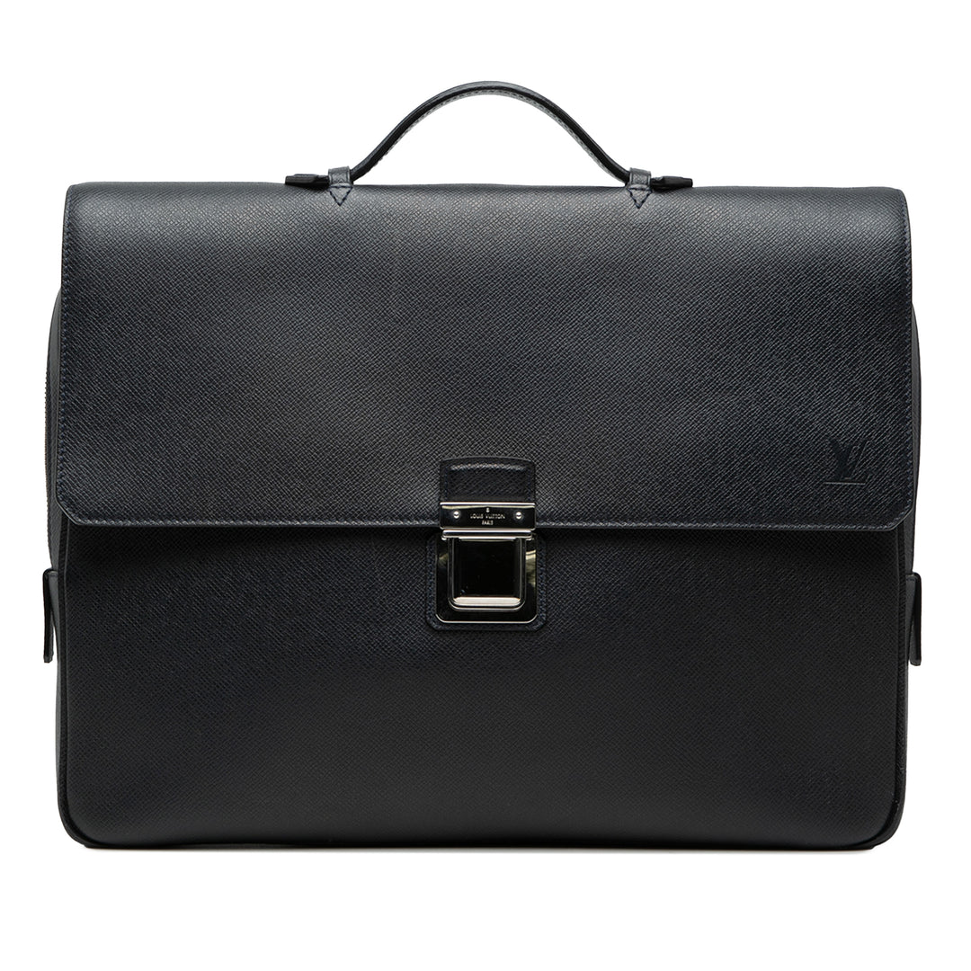 Louis Vuitton Taiga Vassili PM
